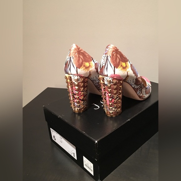 JCrew Collection Etta Pump with Studded Heel - Picture 3 of 10